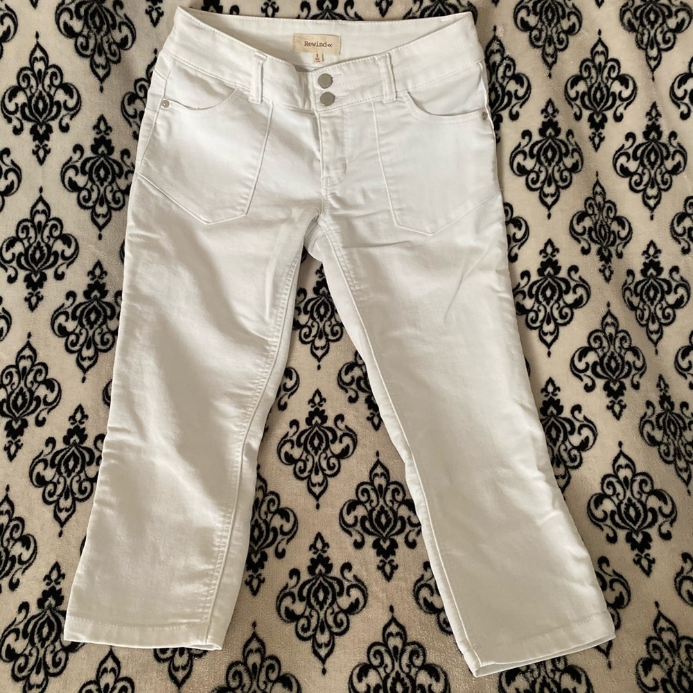 White Rewind Capri Pants